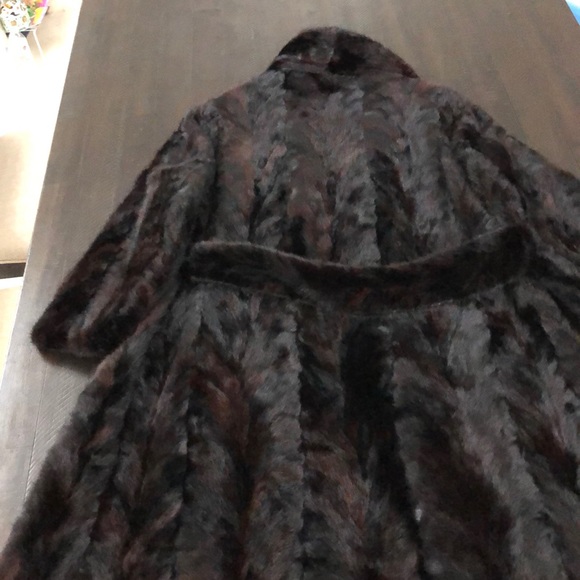 Mink coat red mink herring bone pattern - Picture 10 of 16